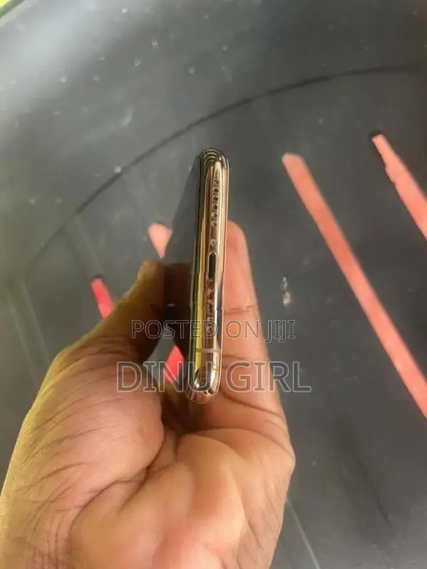Apple iPhone 11 Pro (Used)