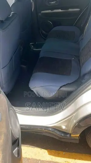 Honda Vezel Grace Seat Covers
