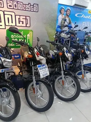 Bajaj CT100 2026