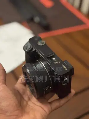 Sony A6000 Mirrorless Camera