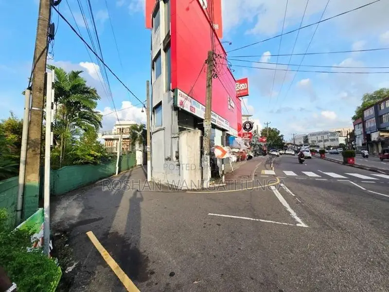 Land for Sale in Pelawatte