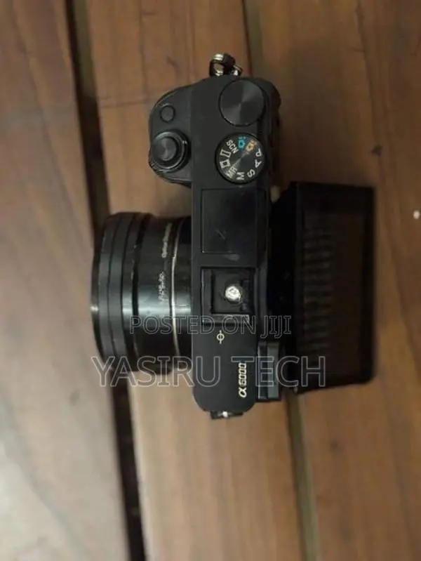 Sony A6000 Mirrorless Camera
