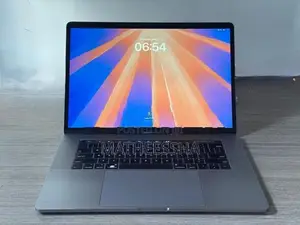 MacBook Pro 2019 15inch 16gb