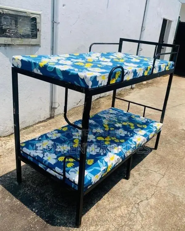 6×3 Bunk Beds with 2 Mattresses