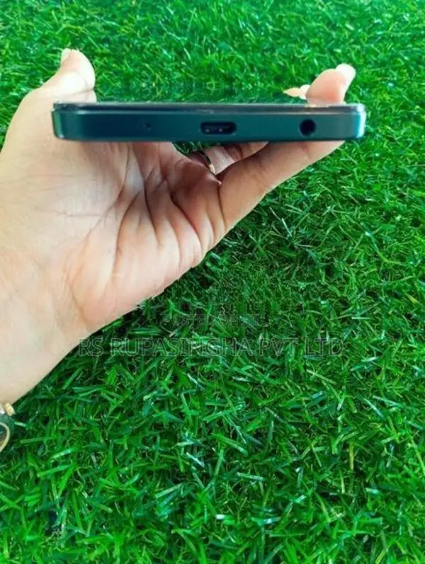 Vivo Y04 4+4GB/256GB (Used)