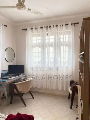 Top House for sale Talawathugoda