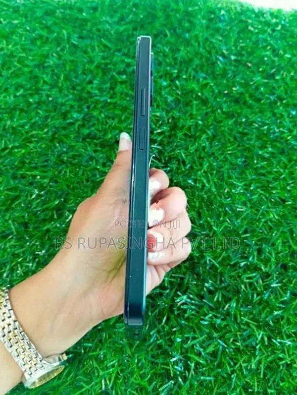Vivo Y04 4+4GB/256GB (Used)