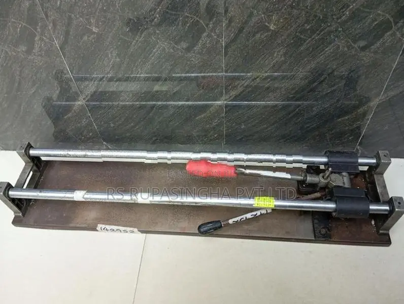 Tile cutter machine