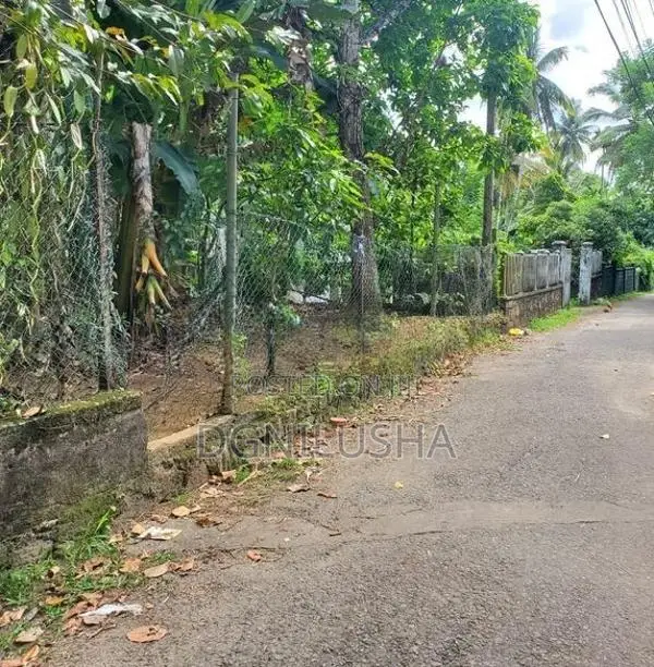 Prime Residential Land for Sale – Jayamalapura, Gampola