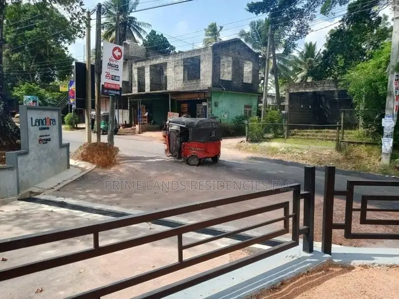 Land for sale in kadawatha