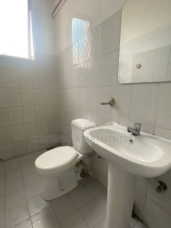 2-Bhk Fully Furnished Apartment Short-Term Rental in Wellawatte