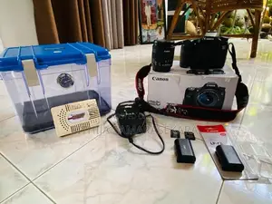Canon 70d DSLR Camera
