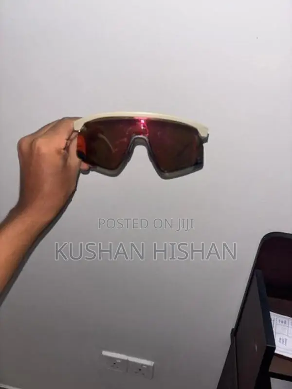Oakley Sunglass