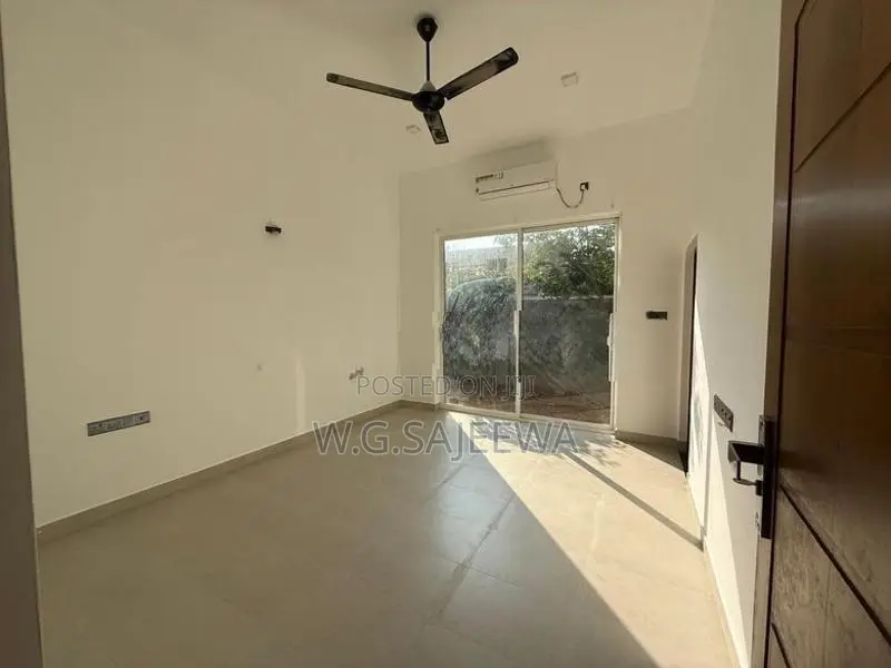 Modern Brand New House for Rent in Negombo, Kandawala