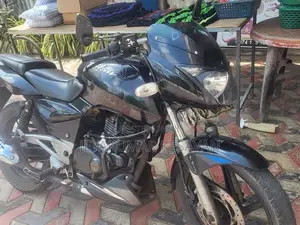 Bajaj Pulsar 180 2010
