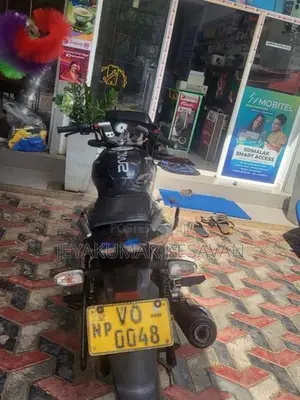 Bajaj Pulsar 180 2010