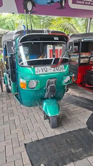 Bajaj RE 4 Stroke 2011