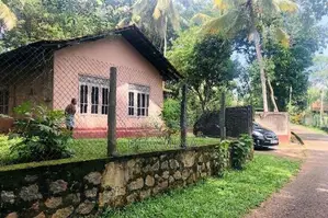 House with 76 Perch Land for Sale - kirimatiyana