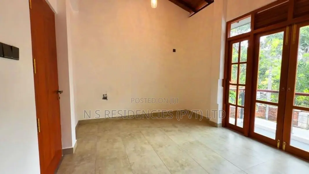 Brand New House for Sale in Yakkala -M04