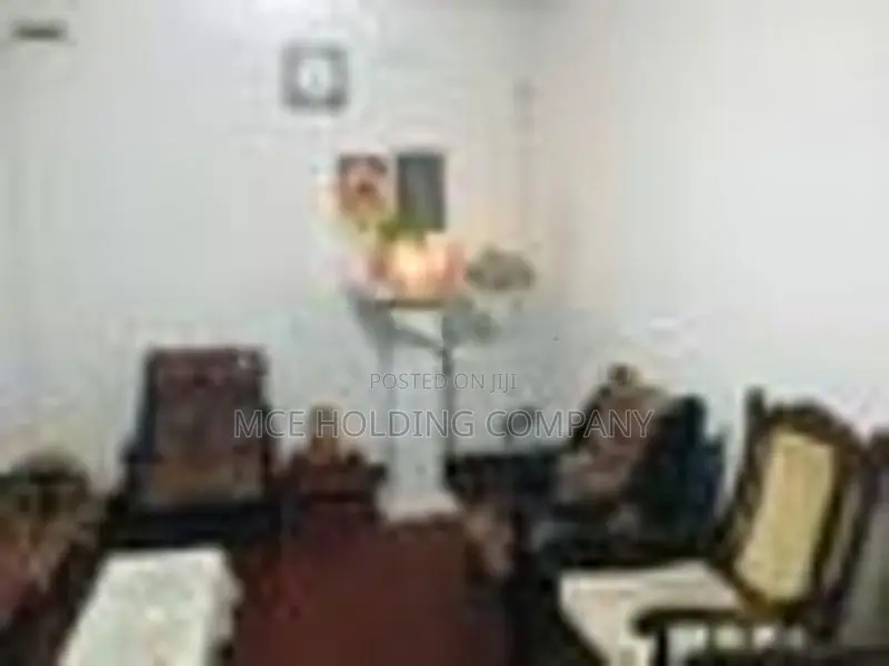 Land with a House for sale in Piliyandala