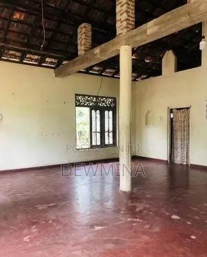 House with 76 Perch Land for Sale - kirimatiyana