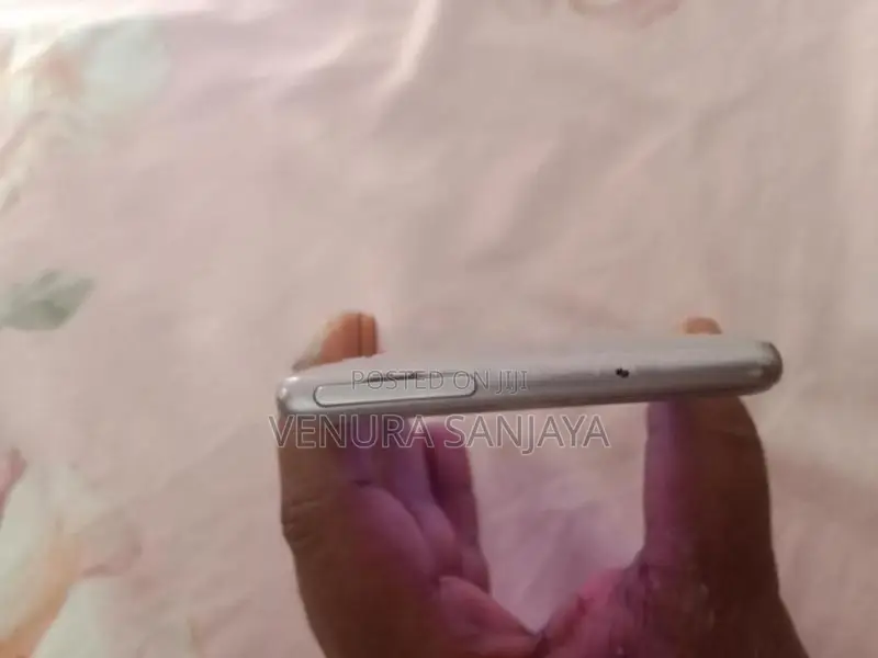 Oppo F1s (Used)