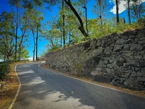 හපුතලේ නගරයෙන් වටිනා ඉඩමක් විකිණීමට