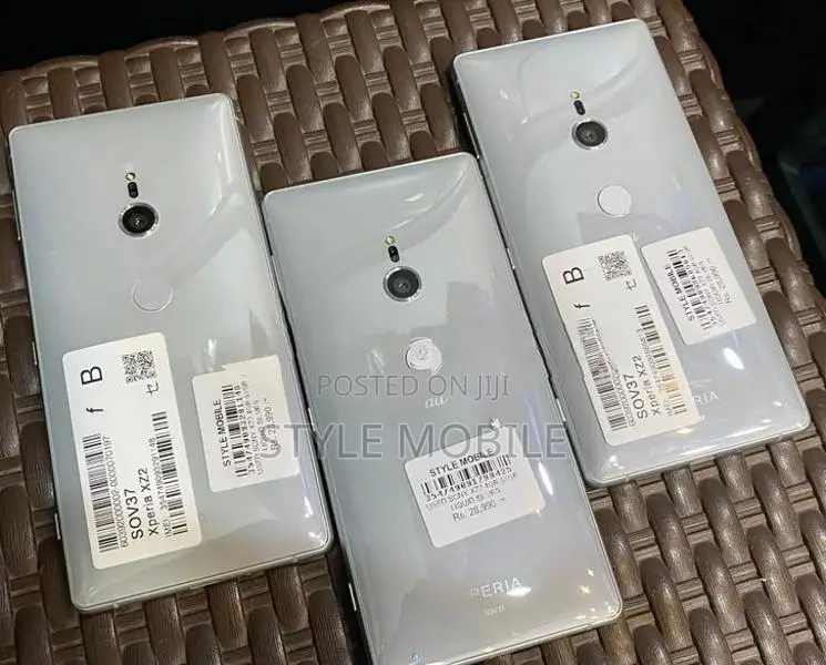 Sony Xperia XZ2 4GB 64GB (Used)