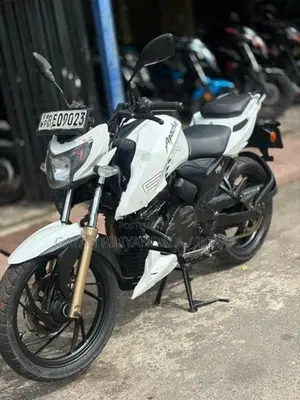 TVS Apache RTR 200 2016