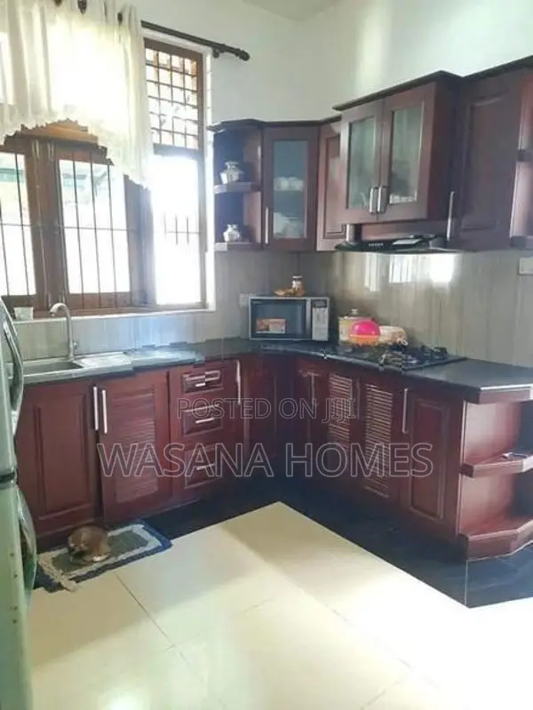 Super House For sale Piliyandala