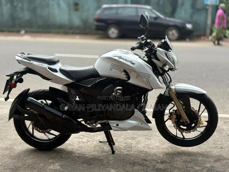 TVS Apache RTR 200 2016
