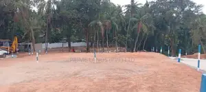 කඩවත ලගින්ම ඉඩමක් විකිණීමට