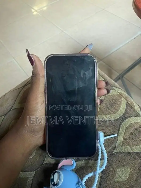 Apple iPhone 16 128GB (Used)