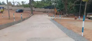 කඩවත ලගින්ම ඉඩමක් විකිණීමට