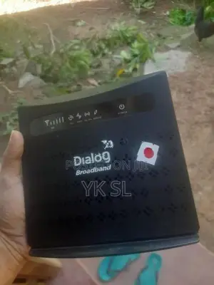 ZLT P28 Unlocked Router