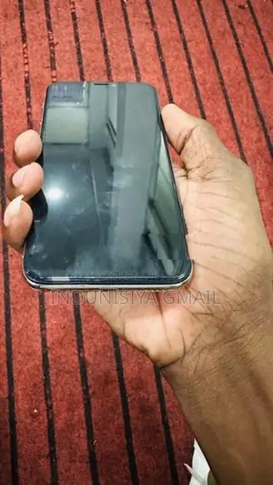 Apple iPhone X (Used)
