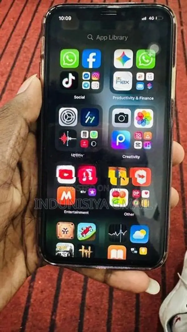 Apple iPhone X (Used)