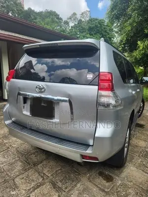 Toyota Land Cruiser Prado 2012
