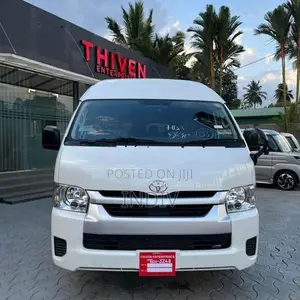 Toyota Hiace GDH 2025