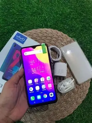 Vivo Y93 6GB/128GB (Used)