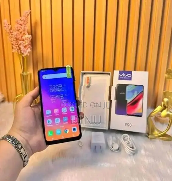 Vivo Y93 6GB/128GB (Used)