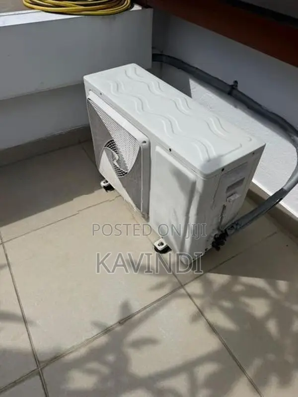 LG 36000 BTU Wall-Mounted Air Conditioner