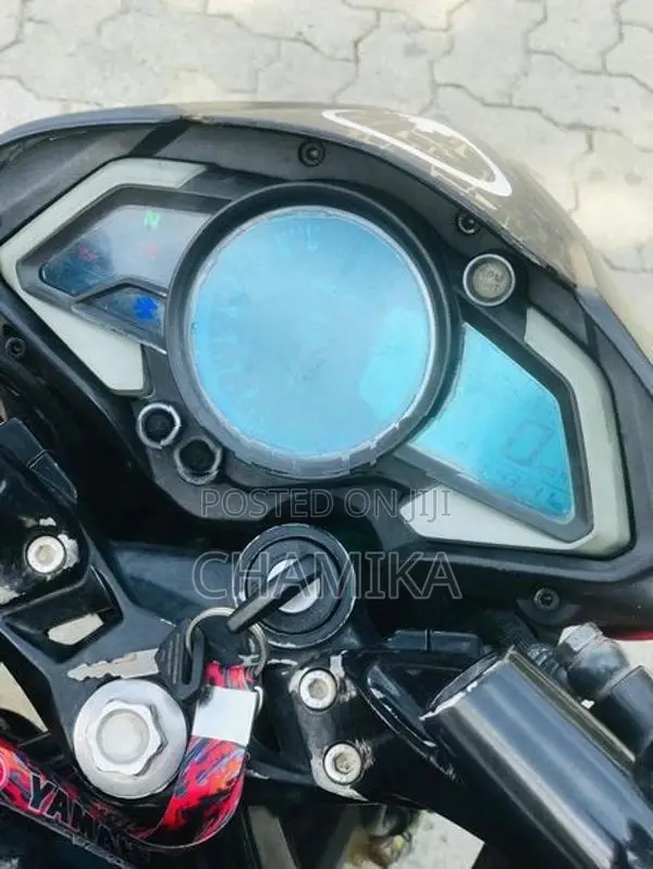 Bajaj Pulsar 150 2016