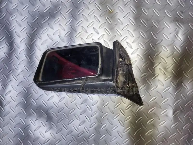 Nissan Sunny B12 Side Mirror