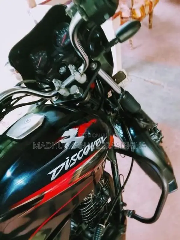 Bajaj Discover 2010