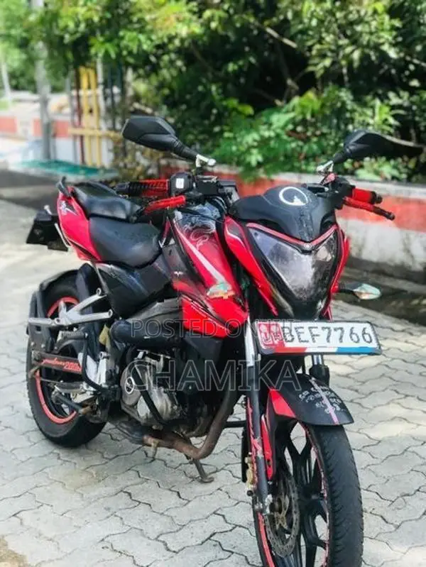 Bajaj Pulsar 150 2016