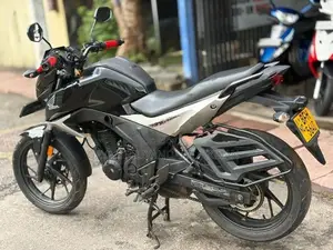 Honda CB Hornet 2018