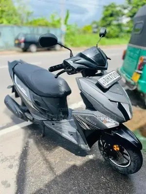 Yamaha Ray ZR 2018