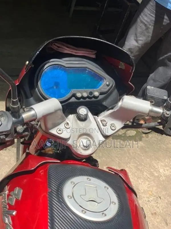 Bajaj Pulsar 150 2011