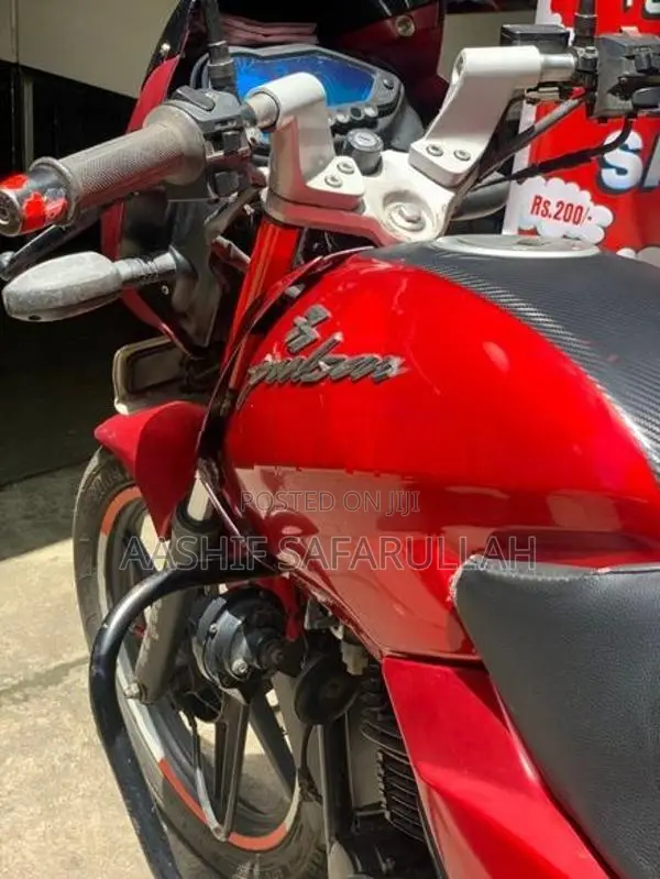 Bajaj Pulsar 150 2011